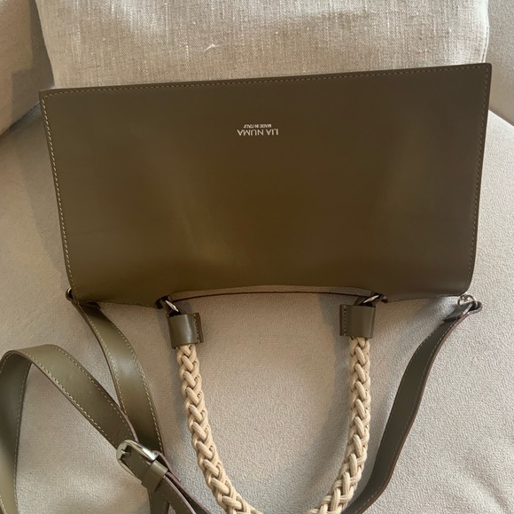 LIA NUMA Structured Italian Leather Crossbody Shoulder Bag - Picture 3 of 12